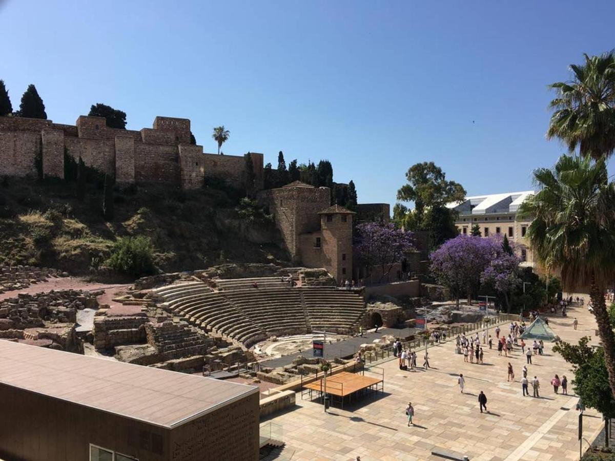 Teatro Cervantes Sigloxxi Apartment Malaga Bagian luar foto